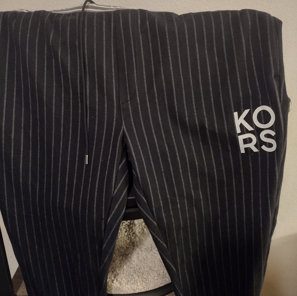 I am selling Michael kors XXL softball/baseball jacket and pants - Picture 1 of 4